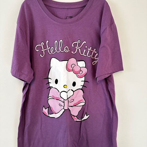 Sanrio Tops - 3 for $10 🌸 Hello Kitty Lavender Tee - size women’s large
